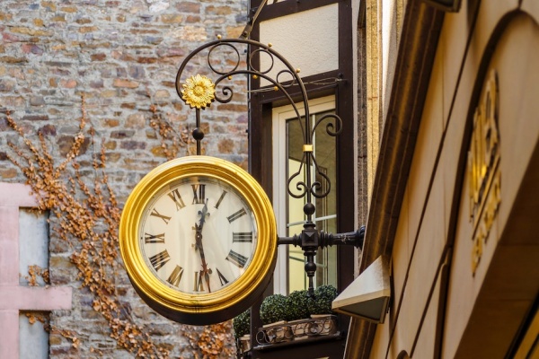 Ticking Clock For MBA Deadlines ticking-clock-for-mba-deadlines